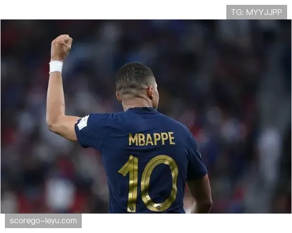 姆巴佩世界杯狂揽8球，助法国队开启新传奇篇章