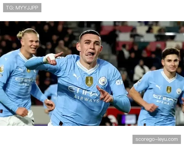 福登展现赛场智慧,冷静心态与临场调整助球队表现跃升 福登展现赛场智慧,冷静心态与临场调整助球队表现跃升