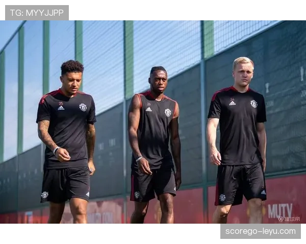 蒂姆·克鲁尔状态回勇，关键扑救助球队英超激战抢下宝贵积分