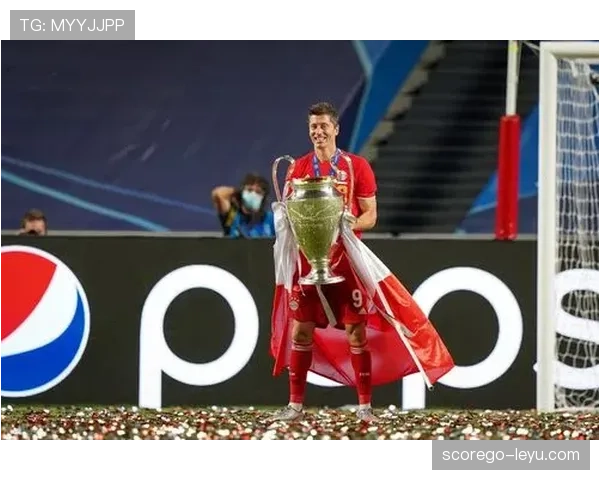 莱万欧冠表现稳定性解析